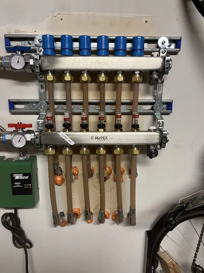 Plumber performing Gas Leak Detection at a residential property in Apache Junction